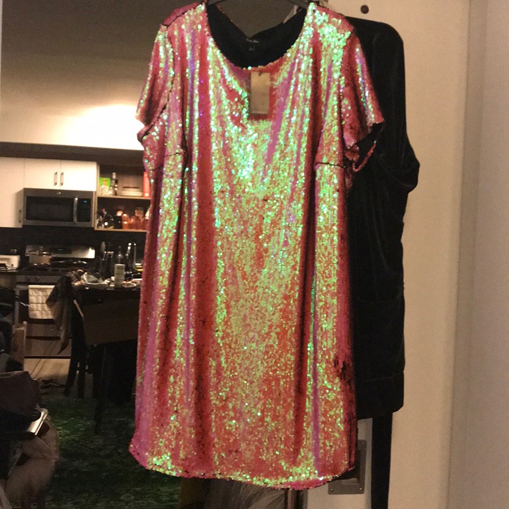 Simply Be iridescent sequin dress 🔥